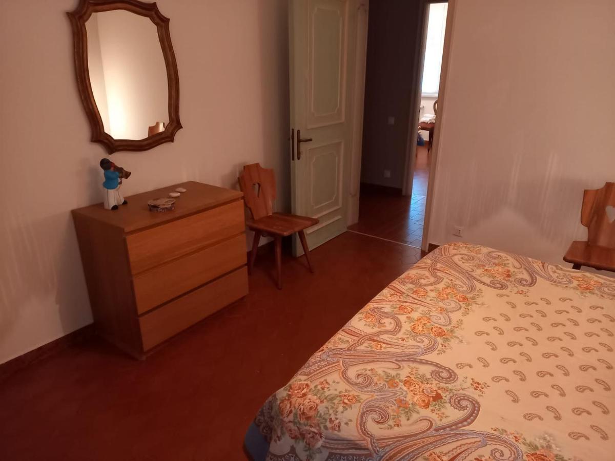Casa Vacanza Villa Patrizia Follo Alto Extérieur photo