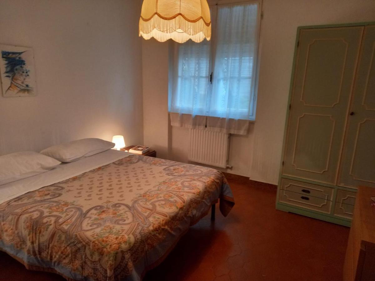 Casa Vacanza Villa Patrizia Follo Alto Extérieur photo